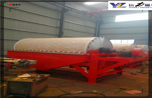 高压辊式磁选机，高压辊磨磁选机对工作环境的要求_铁矿选矿高压辊磨磁选机对工作环境的要求磁场一般为多少_磁块如何排列