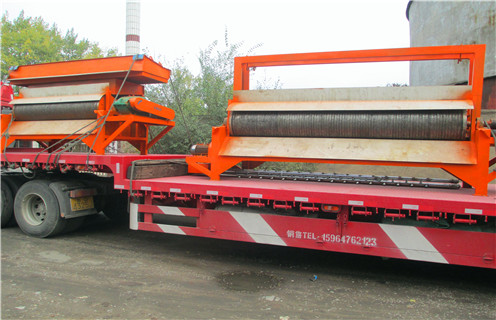 强磁辊式磁选机，北京稀土永磁辊式强磁磁选机_北京稀土永磁辊式强磁磁选机如何配置，选三氧化二铁吗？