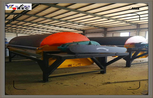 铁矿干选永磁磁选机，山西铁矿干选永磁磁选机_山西铁矿干选永磁磁选机调磁发展工作视频皮带及结构价格